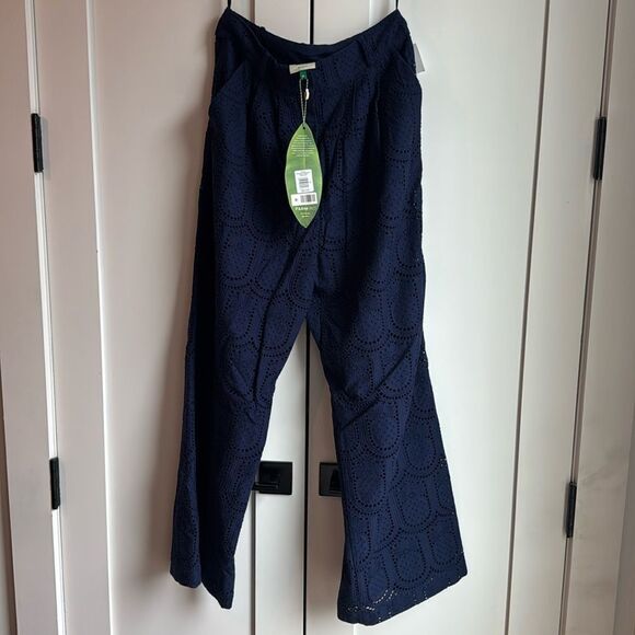 FARM Rio Pants - NWT FARM Rio Pineapple Eyelet Pant - M